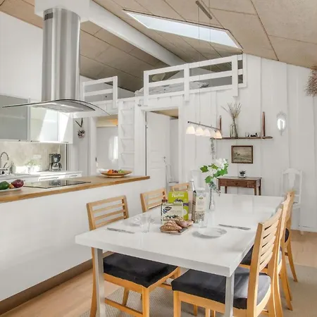 3 Bedroom In Samso Holiday home *