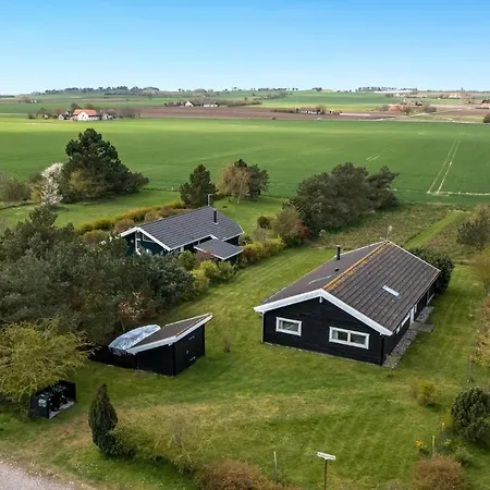 3 Bedroom In Samso Nordby (Midtjylland)
