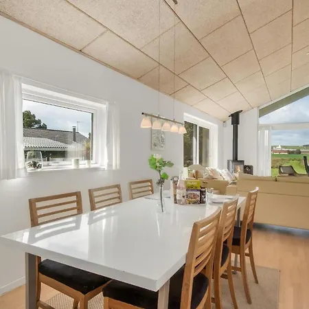 3 Bedroom In Samso